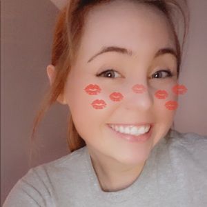 Meet your Posher, Savannah